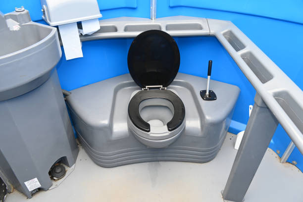 Best Portable Restroom Maintenance and Cleaning  in Hawthorne, CA